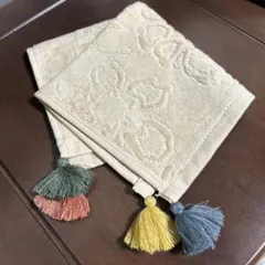 ZARA HOME タッセル付きタオルハンカチ 1枚 新品のサムネイル