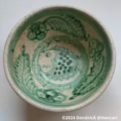 白釉緑彩碗① ミャンマー アジアアンティーク 小花彩 茶碗 - メルカリ