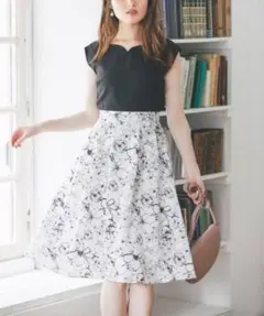 tocco closet ノースリーブ フラワープリント ワンピース