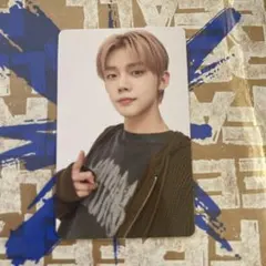 TXT トゥバ　FREEFALL ユニバ　ラキドロ　トレカ　ヨンジュン