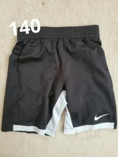 Nike DRI-FIT ハーフパンツ M