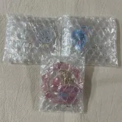 しずくちゃん　ガチャ　ゆらゆらキーホルダー　アクリルカラビナ