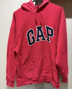 USED GAP 赤 パーカーMサイズ