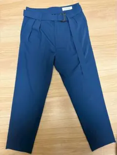 CULLNI STUDIOUS別注 BELTED SLACKS テーパードパンツのサムネイル