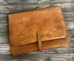 IFC クラッチバッグ レザー ブラウン