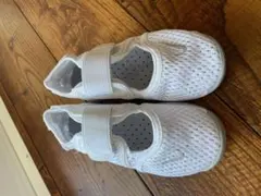 NIKE リトルリフト　ホワイト スニーカー　15㎝