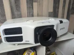 【✨外でも使える✨】EPSON LCDプロジェクター EB-5520W 本体のサムネイル