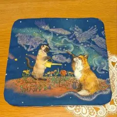 ふわふわガーゼハンカチ⭐️おとぎの国の猫と仲間たち☆月明かりの猫