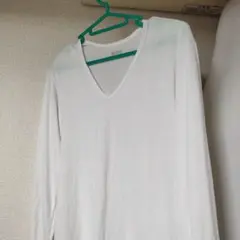 メンズМ　ユニクロヒートテック白長袖Vネック