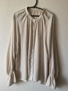 SLOBE IENA クリーム色 ドット柄 長袖シャツ