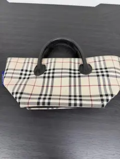 ★人気柄★バーバリーブルーレーベル舟型バッグ