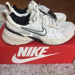 NIKE V2K RUN 24.5cm 新品未使用タグ付き