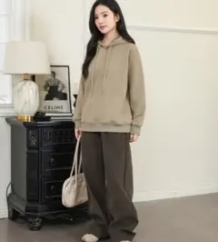 未使用！　DAYRA フード付き 長袖 スウェット プルオーバー　ユニセックス