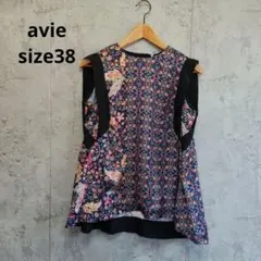 希少 avie アビィ 異素材ドッキング ノースリーブ ブラウス 花柄 総柄のサムネイル