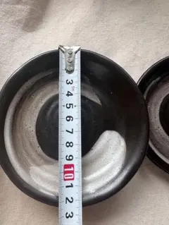 波紋模様の黒白皿5枚セット