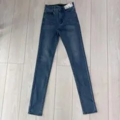 ユニクロレディースウルトラストレッチスキニーハイライズジーンズ22(56㎝)新品