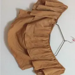 ブラウンオフショルダー