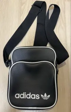 adidas originalsショルダーバッグ ブラック