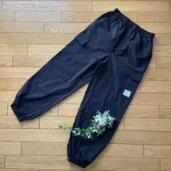 JESSY LOGAN 黒　シャカシャカパンツ　黒