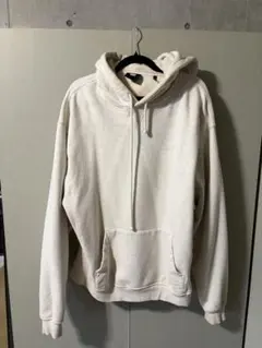 KITH アイボリーパーカー Lのサムネイル