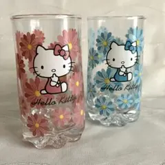 【新品未使用】ハローキティ　ガラスコップ 花柄　ブルー&ピンク　2個セット
