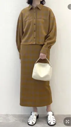 チェックジャガードショートシャツ&タイトスカートセットアップローリーズファーム