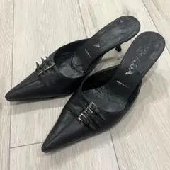 PRADA レザー ミュール ブラック ポインテッドトゥプラダ36のサムネイル