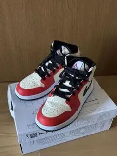 Air Jordan 1 レッド/クリーム ハイカットスニーカーのサムネイル