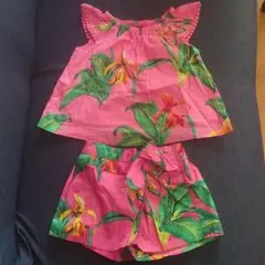 BabyGapのガールズセットアップ