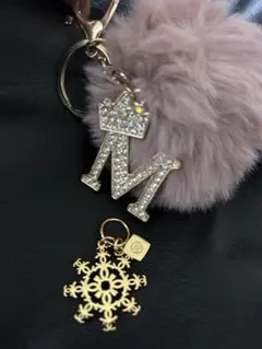 シャネル 2024年クリスマスチャーム キーホルダー