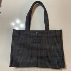 Item thumbnail for item b75b28c2-4f99-45e9-bc9a-d75d60292a62