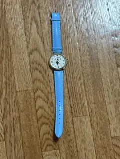 アリスの腕時計