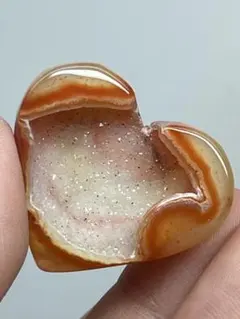 天然石　カーネリアン　ミニハート　ジオードキラキラ⭐️1779