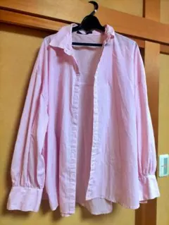 ピンクストライプ柄 長袖シャツ