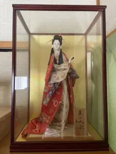 日本人形 三味線 ガラスケース入り 伝統工芸品 - メルカリ