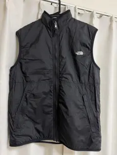 The North Face リバーシブルベスト ブラック ホワイト