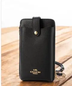 coachスマホショルダーバッグ ブラック