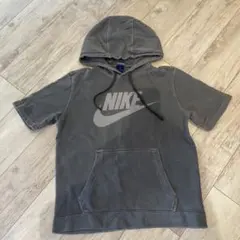 NIKE グレー フード付きパーカー メンズ Sサイズ