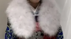 成人式　フェザーショール　マフラーのサムネイル