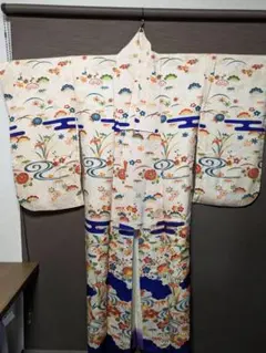 【裄67cm】紅型風？！袴にも。小柄の装飾が上品な小振袖(No.108)