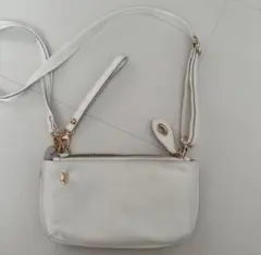 ホワイト ショルダーバッグ 合成皮革