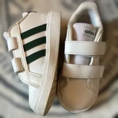 adidas キッズシューズ 15cm ベルクロ グリーンのサムネイル