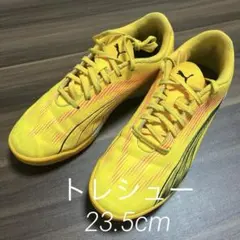 PUMA トレーニングシューズ　イエローシューズ　キッズ　23.5cm