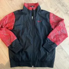 難あり！Nike ジャケット 黒/赤　140