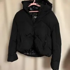 ZARA ブラック ダウンジャケット フード付き