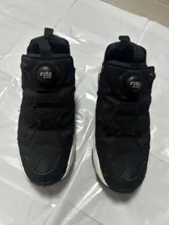 Reebok INSTAPUMP FURY BOOST ブラックのサムネイル