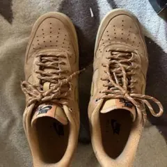 Nike Air Force 1 ベージュ スニーカー