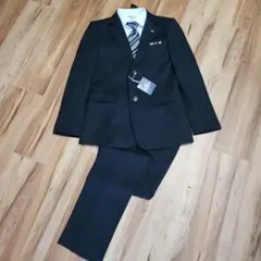 新品タグ付き男児フォーマルスーツセット