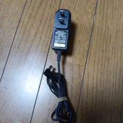 アイリスオーヤマ RKDC2200500 22V ACアダプターのサムネイル