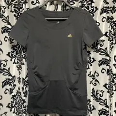 adidas 半袖トップス